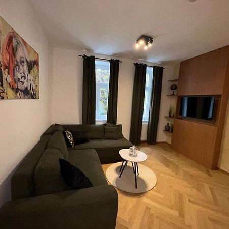 Deluxe Apartment Favoriten Vienna Luaran gambar