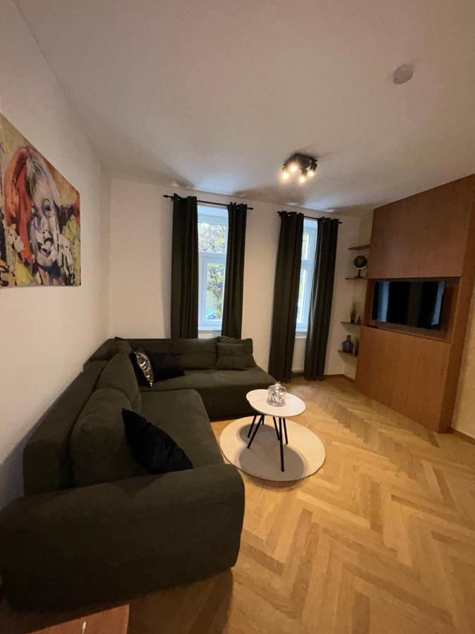 Deluxe Apartment Favoriten Vienna Luaran gambar