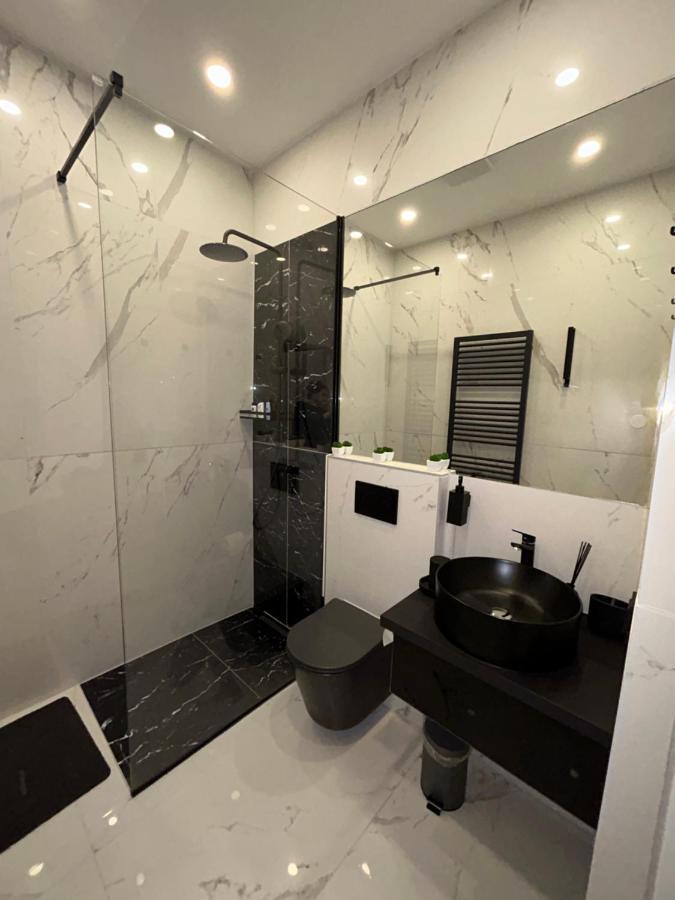 Deluxe Apartment Favoriten Vienna Luaran gambar